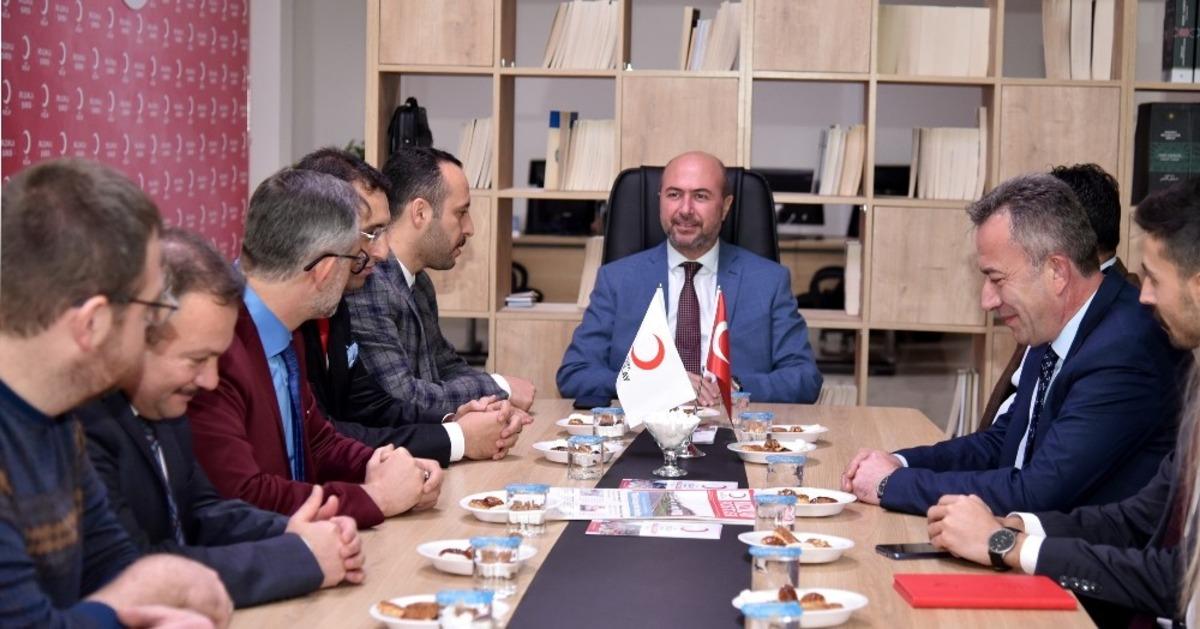 Başkan Pekyatırmacı&rsquo;dan T&uuml;rk Kızılayı Sel&ccedil;uklu Şubesine ziyaret