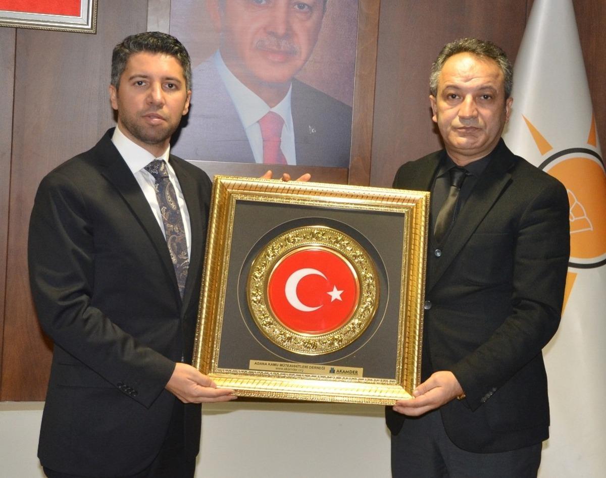 Ay&rsquo;dan kamu m&uuml;teahhitlerine destek