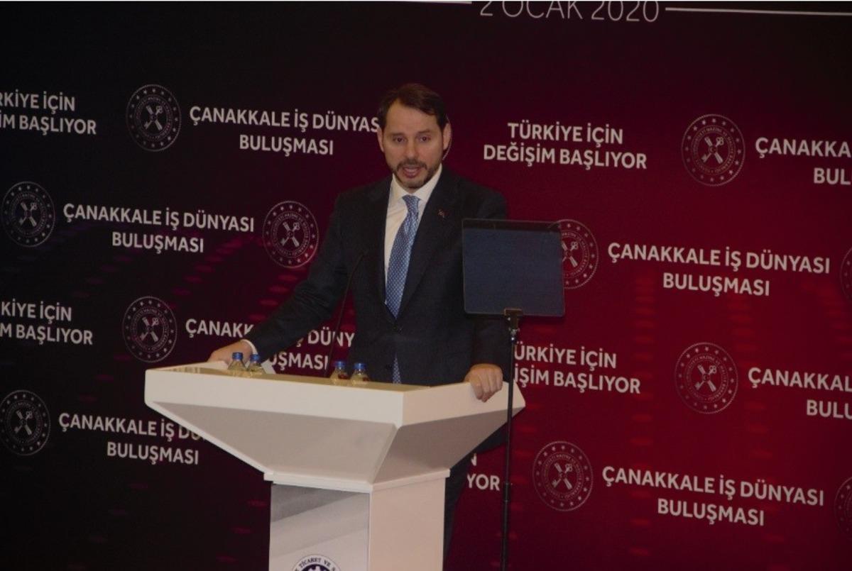 Bakan Albayrak, mobilyada KDV&rsquo;nin y&uuml;zde 8&rsquo;e d&uuml;ş&uuml;r&uuml;ld&uuml;ğ&uuml;n&uuml; a&ccedil;ıkladı