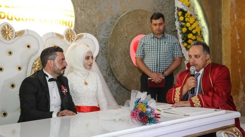 Talas&rsquo;ta 970 &ccedil;ift &lsquo;Evet&rsquo; dedi