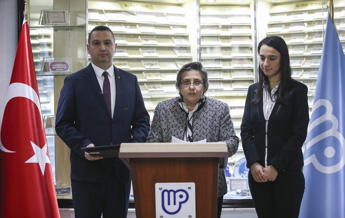 Yılbaşı &ccedil;ekilişinin iki talihlisi ikramiyelerini aldı