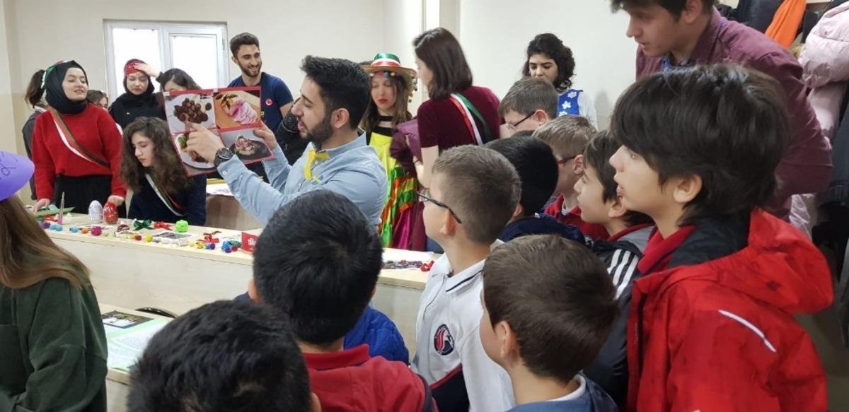 &Uuml;niversitelilerden kolej &ouml;ğrencilerine eğitim