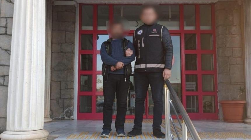 Suriyeli g&ouml;&ccedil;men ka&ccedil;ak&ccedil;ısı Didim Polisinden ka&ccedil;amadı