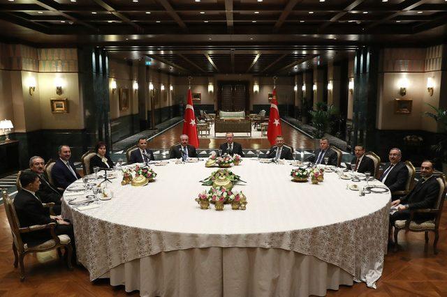 Cumhurbaşkanı Erdoğan’dan yasama, yürütme ve yargı temsilcilerine yemek