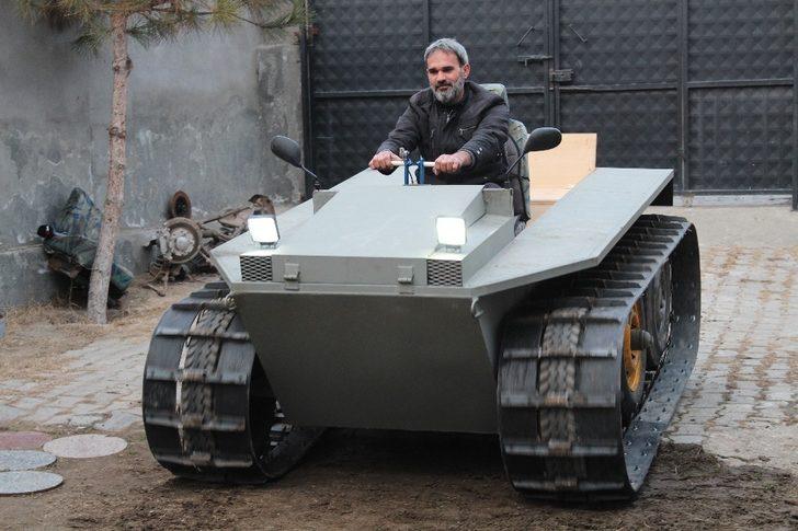 Baba oğul kafa kafaya verip paletli araç yaptılar G3