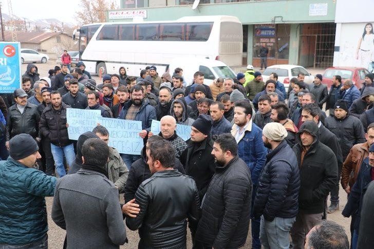 Mühürlenen termik santralin işçilerinden eylem G4