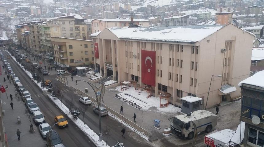 Dondurucu soğuklar vatandaşı eve kapattı