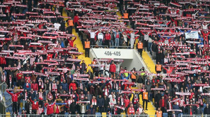 Süper Lig'de seyirci ortalaması 14 bine yaklaştı