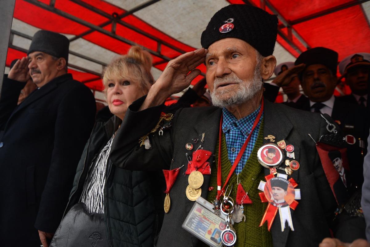 Mersin'in d&uuml;şman işgalinden kurtuluşu coşkuyla kutlandı