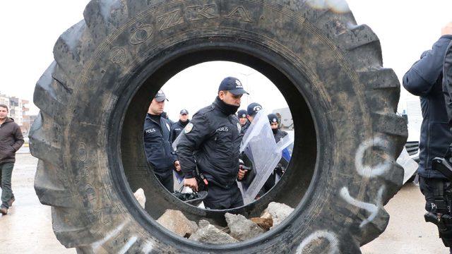 Dijital takograf eylemine polis izin vermedi: 3 gözaltı