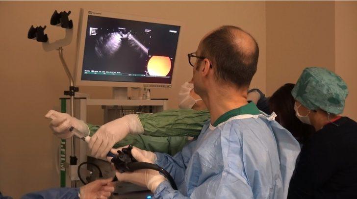 Türkiye’de az kullanılan yöntem Kayseri Şehir Hastanesinde başarı ile uygulandı G3