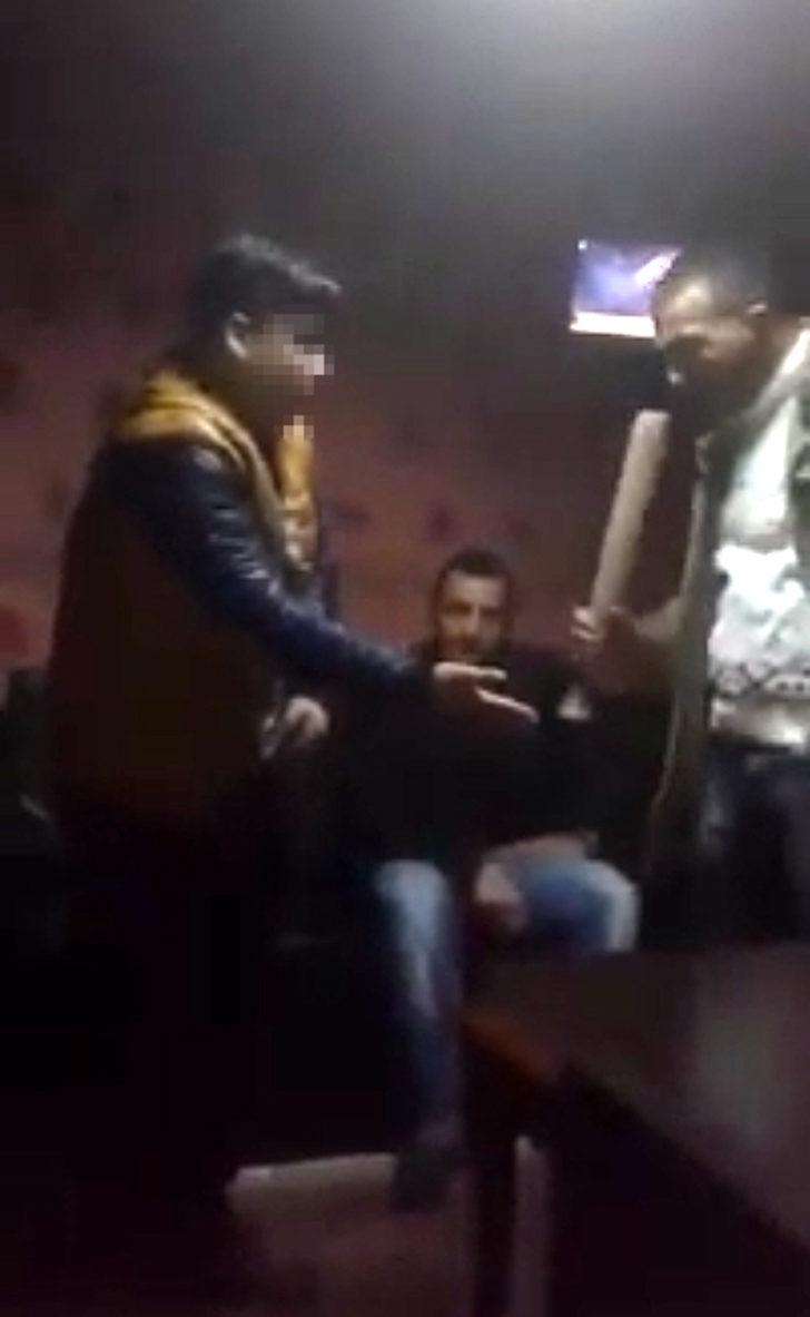 Tacizle suçladıkları gence beyzbol sopasıyla işkence ettiler G3
