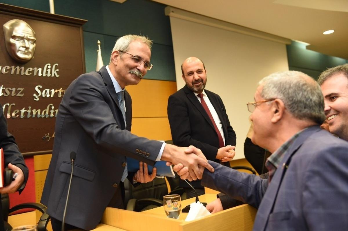 Başkan Bozdoğan: &ldquo;Tamamen bitmiş, t&uuml;kenmiş bir belediye devraldık&rdquo;