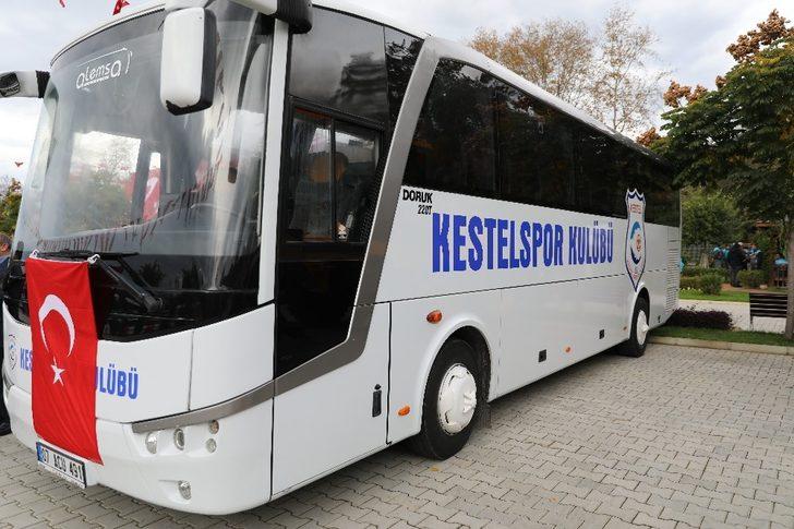 Başkan Yücel yeni araçları dualarla hizmete sundu G2