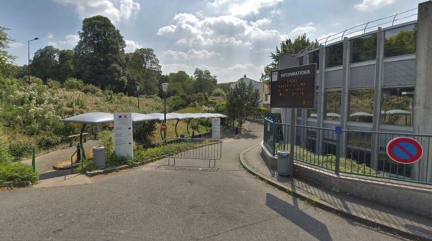 Paris'te korku dolu anlar!