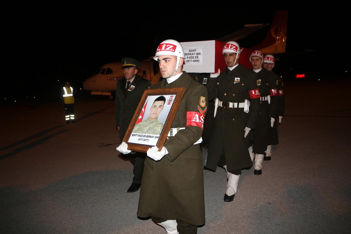 Şehit Piyade Er Işık i&ccedil;in İstanbul'da t&ouml;ren (2)