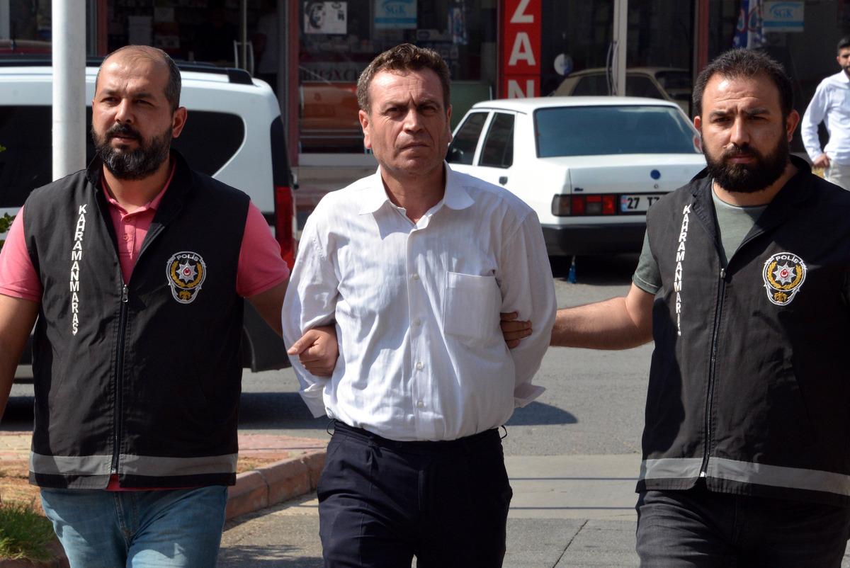 Kızını taciz eden kişiyi &ccedil;eki&ccedil;le &ouml;ld&uuml;ren babaya 12 yıl hapis cezası