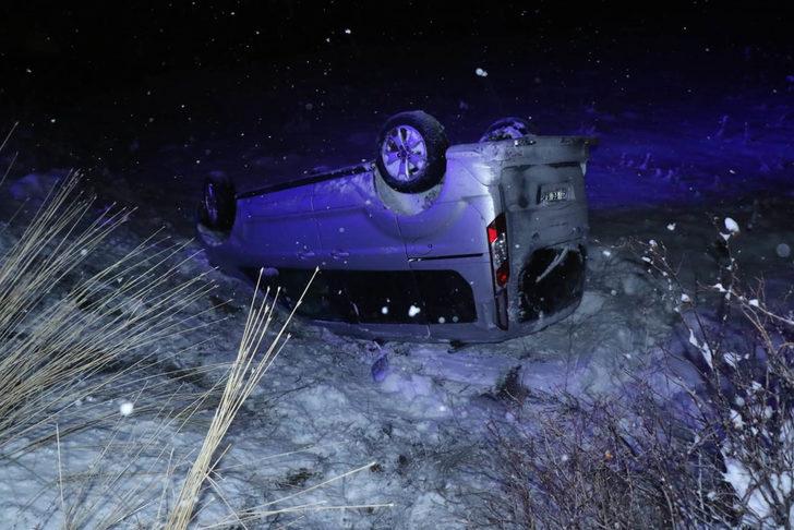Şarampole devrilen araçtan şans eseri yara bile almadan kurtuldular! G4
