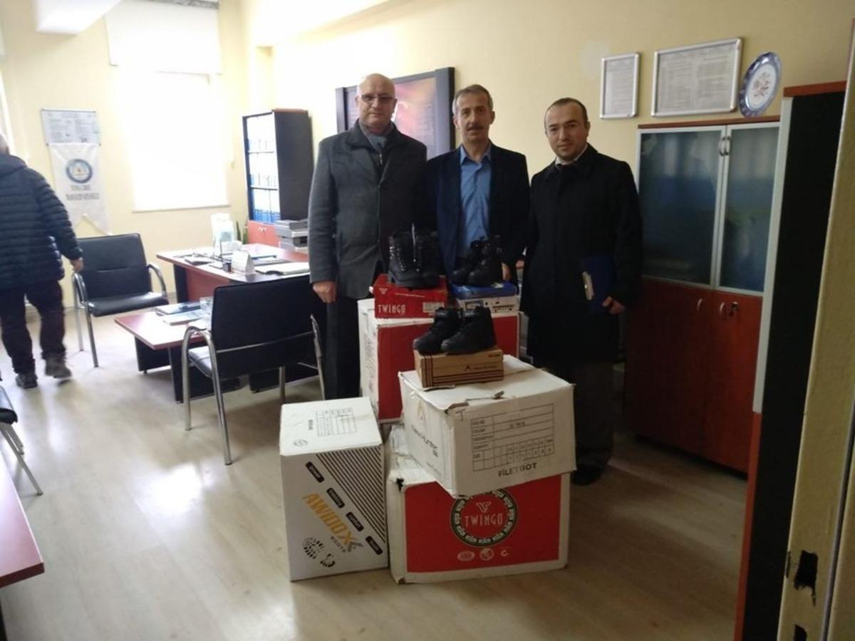 174 &ouml;ğrenciye bot