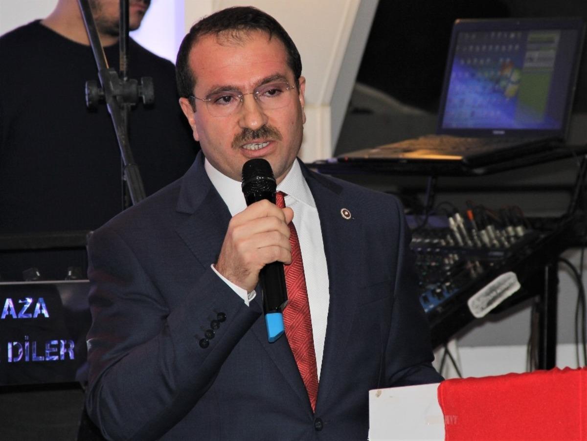 AK Parti&rsquo;li Kırkpınar, Erzurumlu hemşehrileriyle buluştu