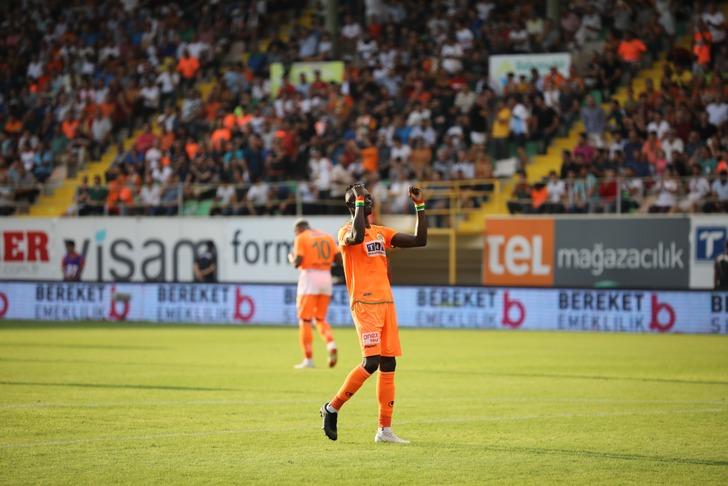 Fenerbahçe'den Papiss Cisse hamlesi! Transferde takas önerisi G5