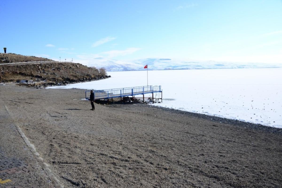 &Ccedil;ıldır, &rsquo;Kristal G&ouml;l Uluslararası Kış Ş&ouml;leni&rsquo; i&ccedil;in hazır