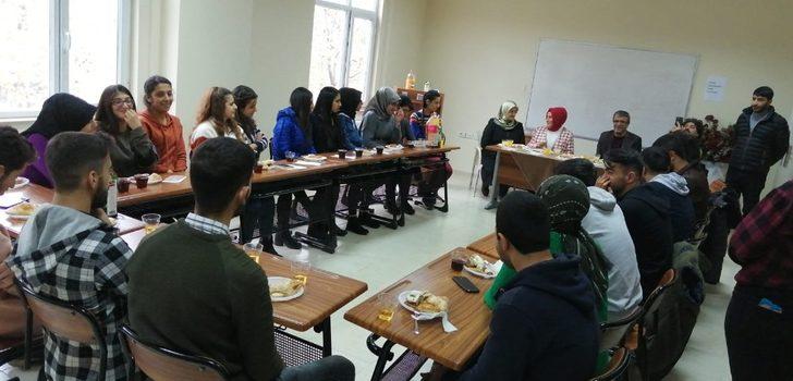 Üniversite adayları moral etkinliğinde buluştu G4