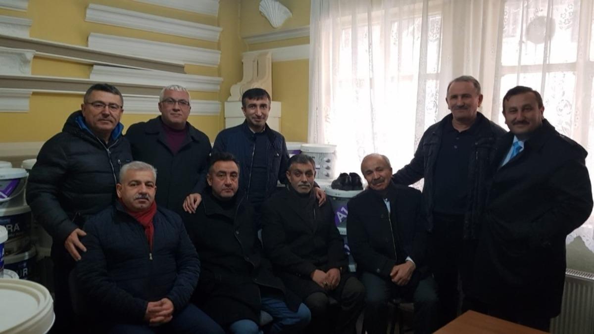 AK Parti merkez il&ccedil;e y&ouml;neticileri kurucu il başkanını ziyaret etti