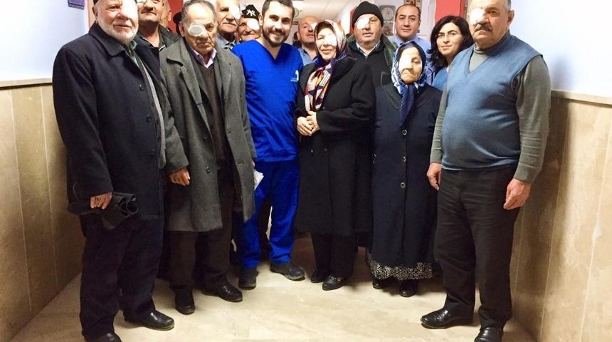 Şarkışla Devlet Hastanesinde ayda 100 göz ameliyatı