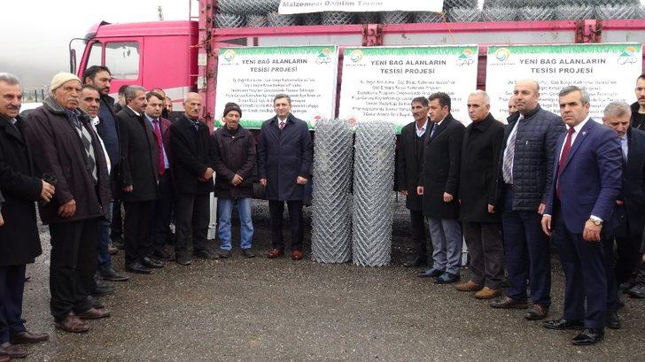 Batman Valisi Hulusi Şahin, Gercüş ilçesinde bağ ve bahçe malzemesi dağıtım törenine katıldı G2