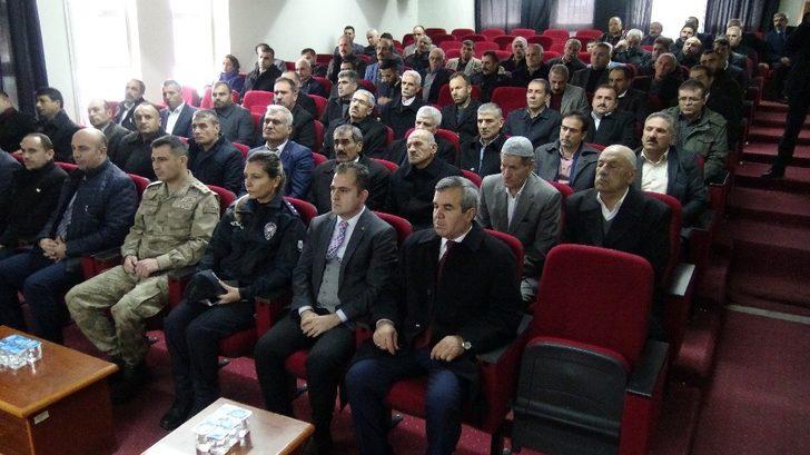 Batman Valisi Hulusi Şahin, Gercüş ilçesinde bağ ve bahçe malzemesi dağıtım törenine katıldı G4