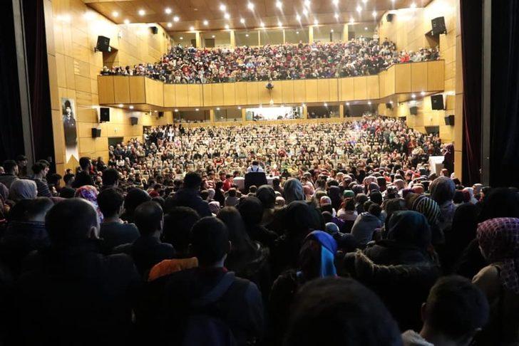 Rize’de Hayati İnanç konferansına yoğun ilgi G3