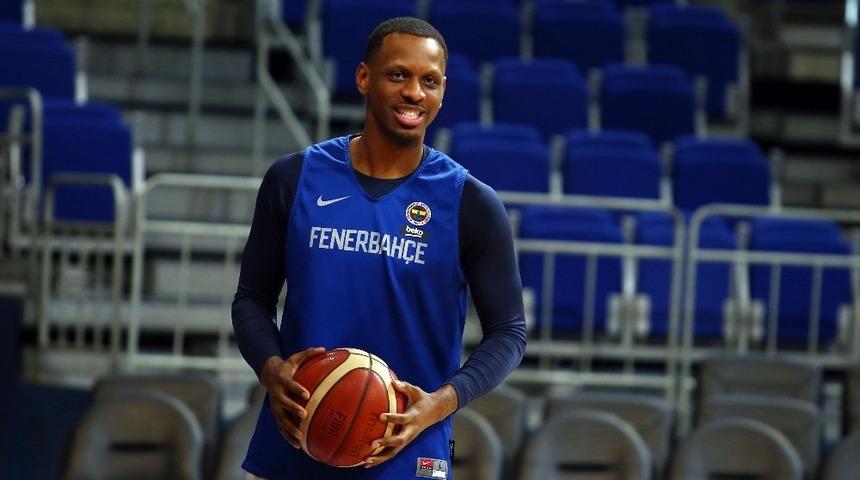 James Nunnally: "Fenerbah&ccedil;e i&ccedil;in b&uuml;t&uuml;n g&uuml;c&uuml;mle savaşacağım"