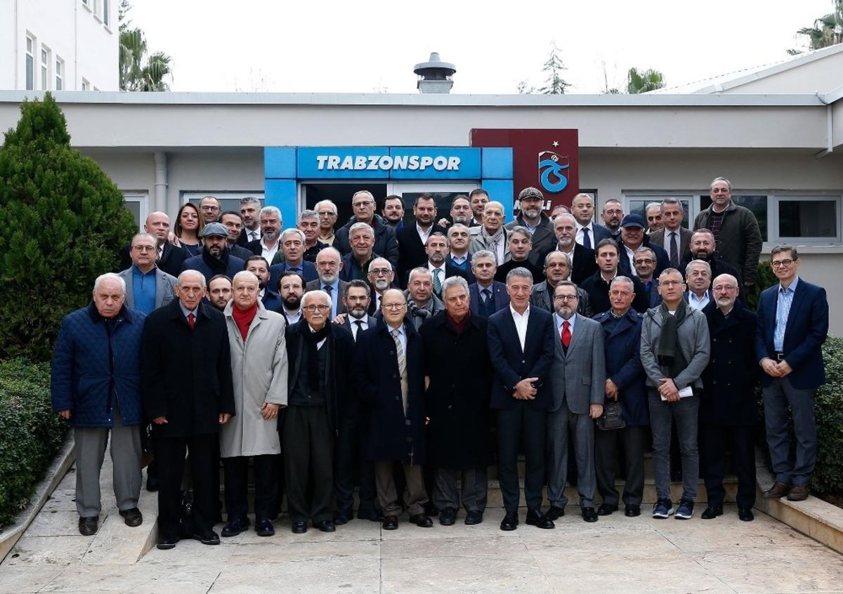 Trabzonspor Y&ouml;netim Kurulu ile İstişare Kurulu bir araya geldi