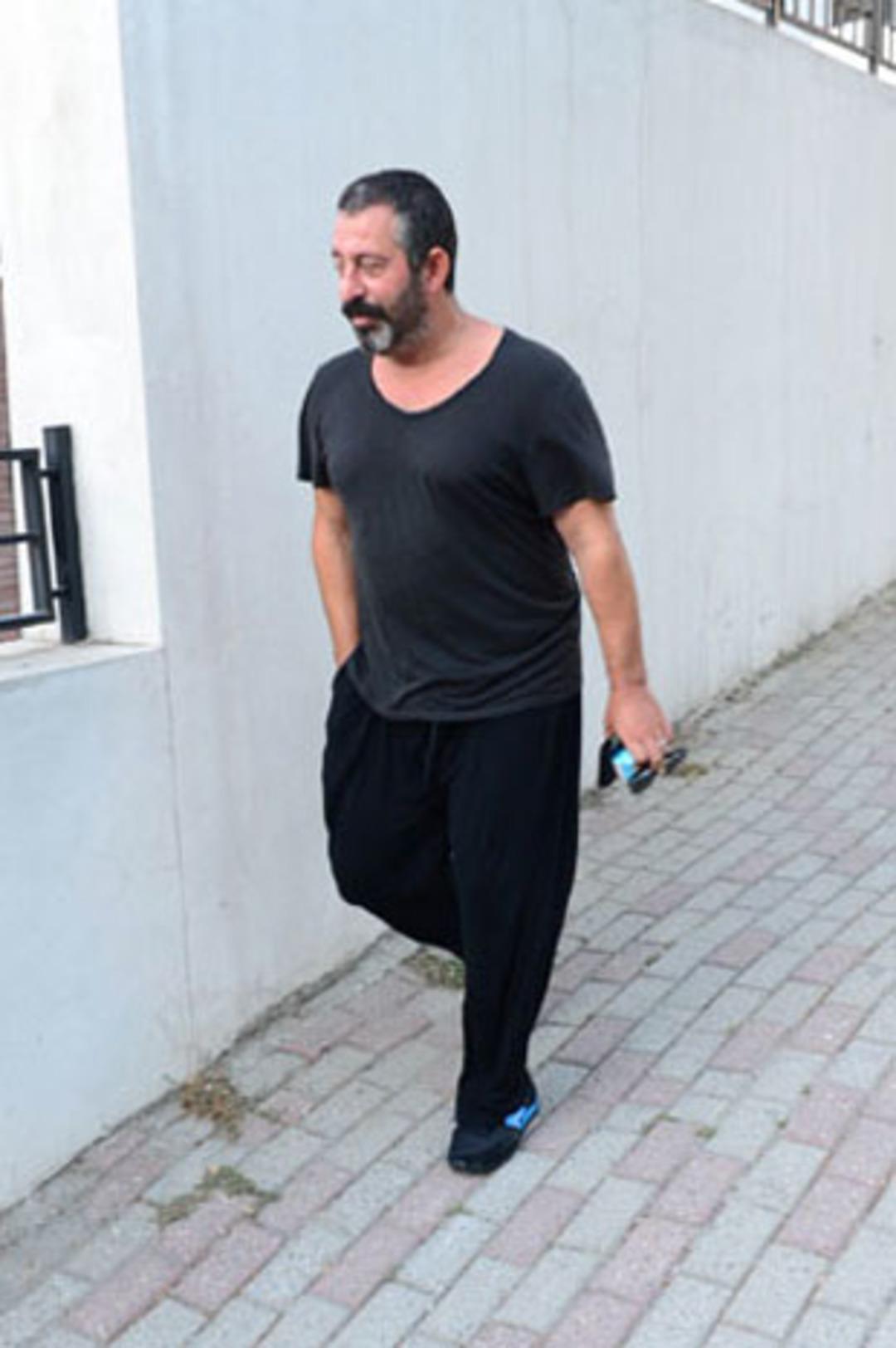 Cem Yılmaz'ın b&uuml;y&uuml;k derdi