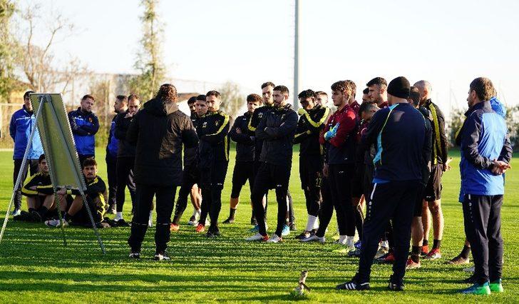 İstanbulspor hazırlıklarını sürdürdü G2