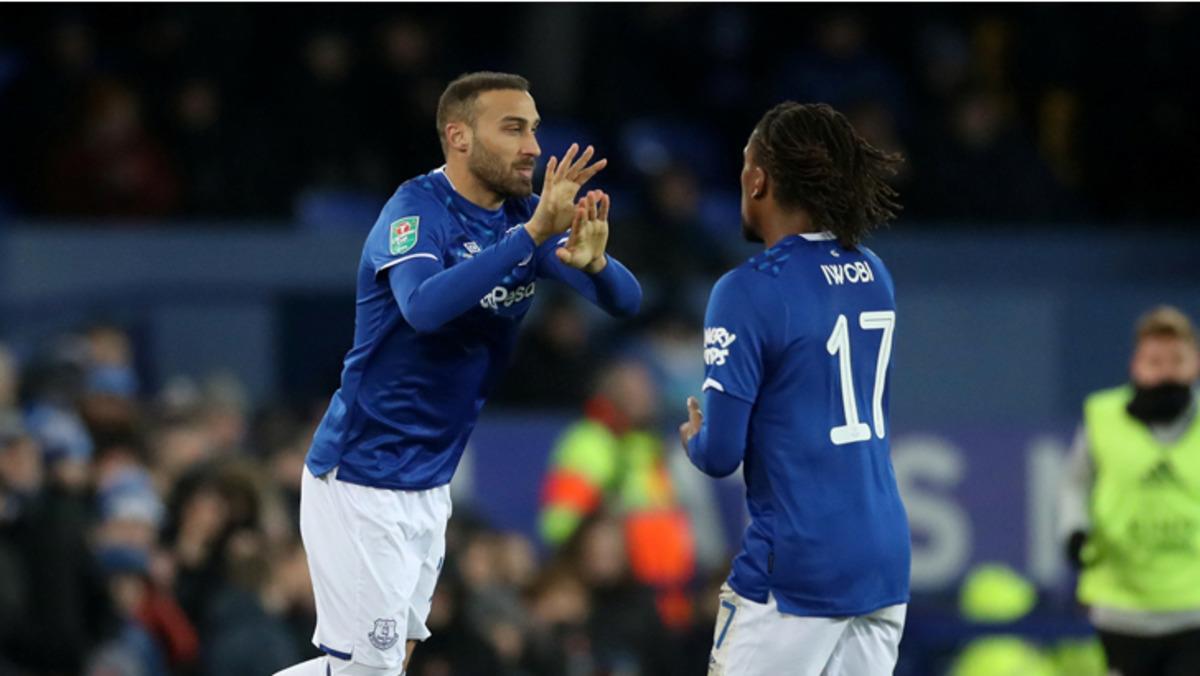 Crystal Palace Cenk Tosun'un peşinde!