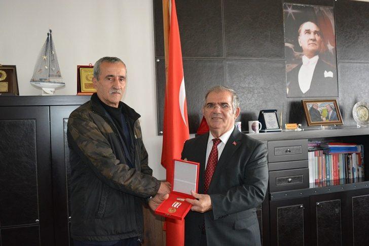 Erdek’te  gazilere "Milli Mücadele" madalyası verildi G5