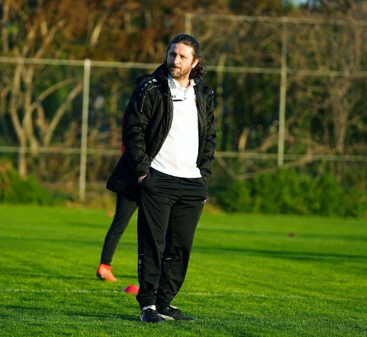 (Özel haber) Fatih Tekke: “Teknik adam seçimleri siyaset ve ahbap çavuş ilişkisine göre yapılıyor” G1