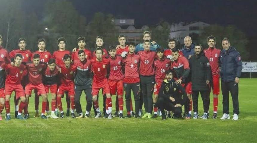 Yeni Malatyaspor altyapısı Antalya&rsquo;da kampa girdi