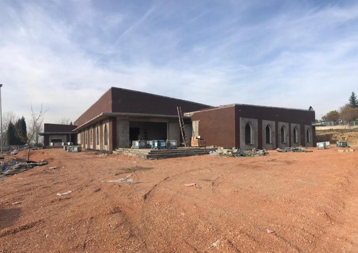 Uzuntarla K&uuml;lt&uuml;r Merkezi&rsquo;nin dış cephesi renklendi