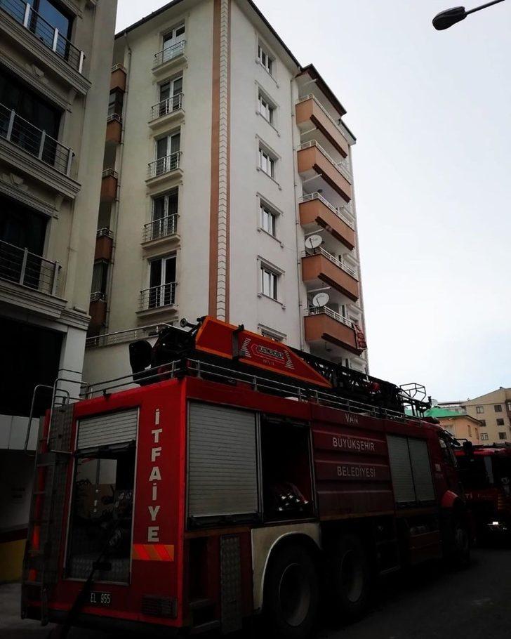 Van’da havalandırma boşluğunda yangın G3