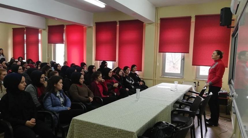 &Ouml;ğrenciler ilik ve kan bağışının &ouml;nemi &ouml;ğrendiler