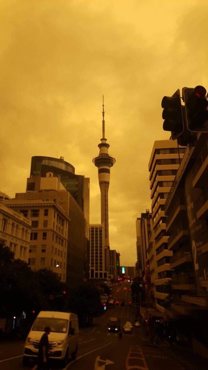 Yeni Zelanda’da şaşırtan görüntü! Gökyüzü turuncuya döndü G4