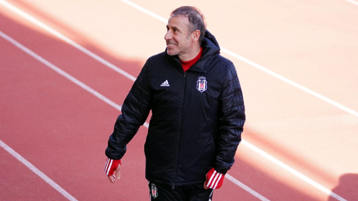 Abdullah Avcı'dan transfer s&ouml;zleri! İşte Burak Yılmaz'ın durumu...