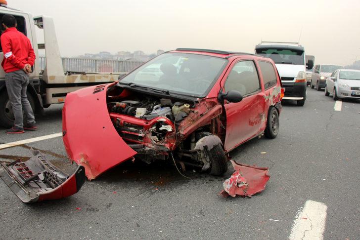 TEM otoyolunda zincirleme kaza G4