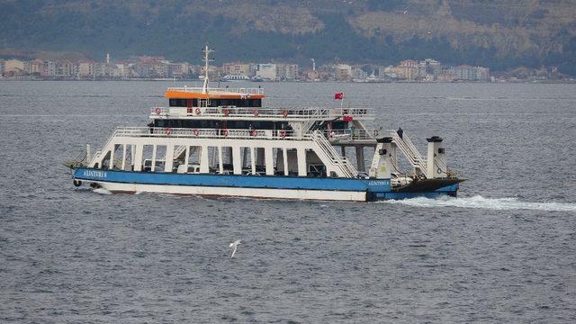 Çanakkale’de Gökçeada ve Bozcaada seferlerine fırtına engeli