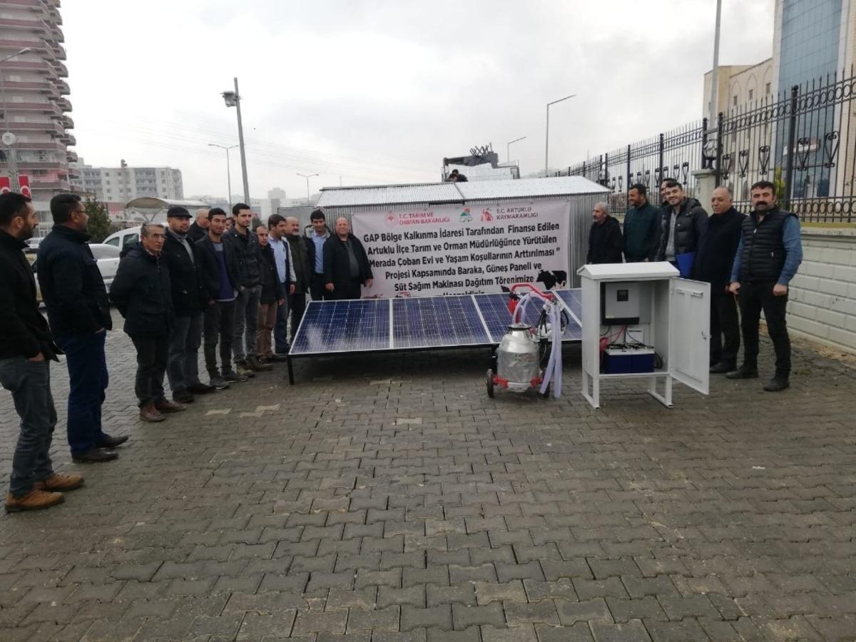 &Ccedil;obanlar g&uuml;neş panelli barakalarda kalacak