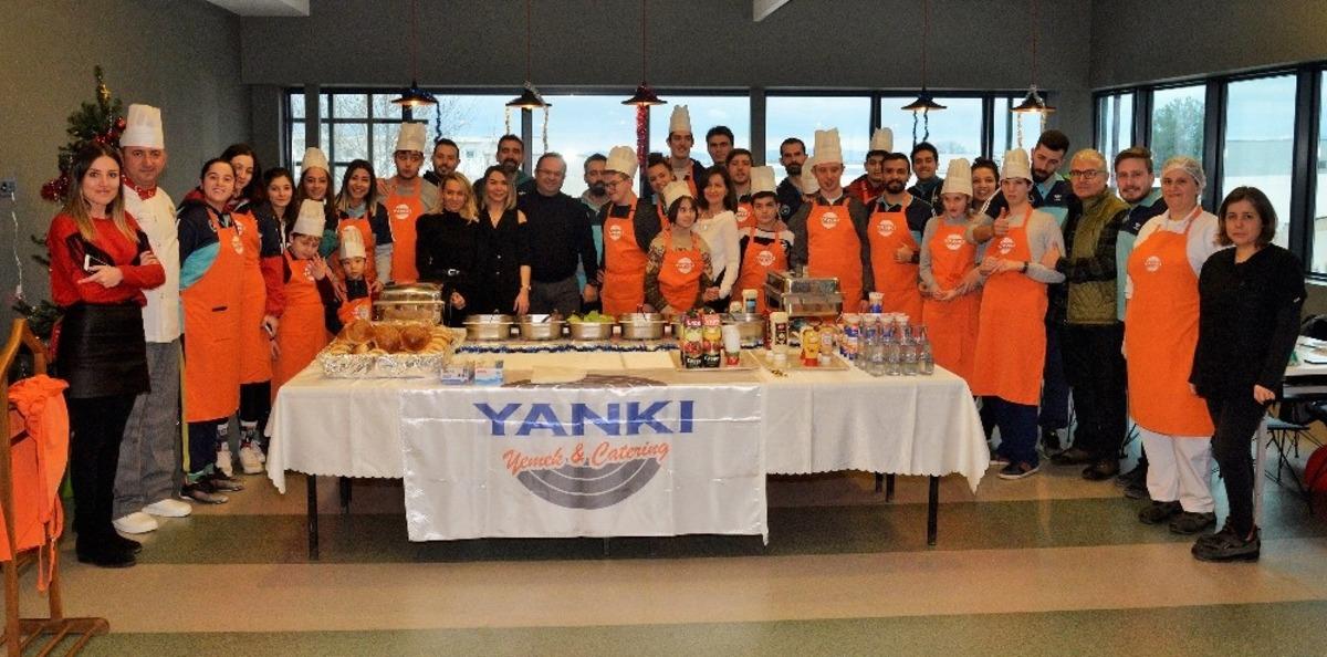 Otistik &ouml;ğrenciler yeni yılı Yankı&rsquo;da kutladı