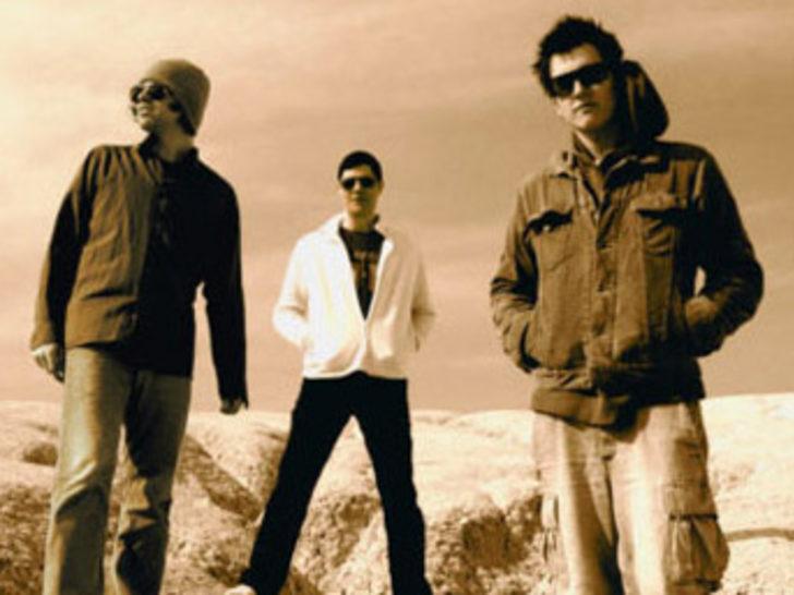 Cemil Çiçek Duman'ı otelden attırdı G4